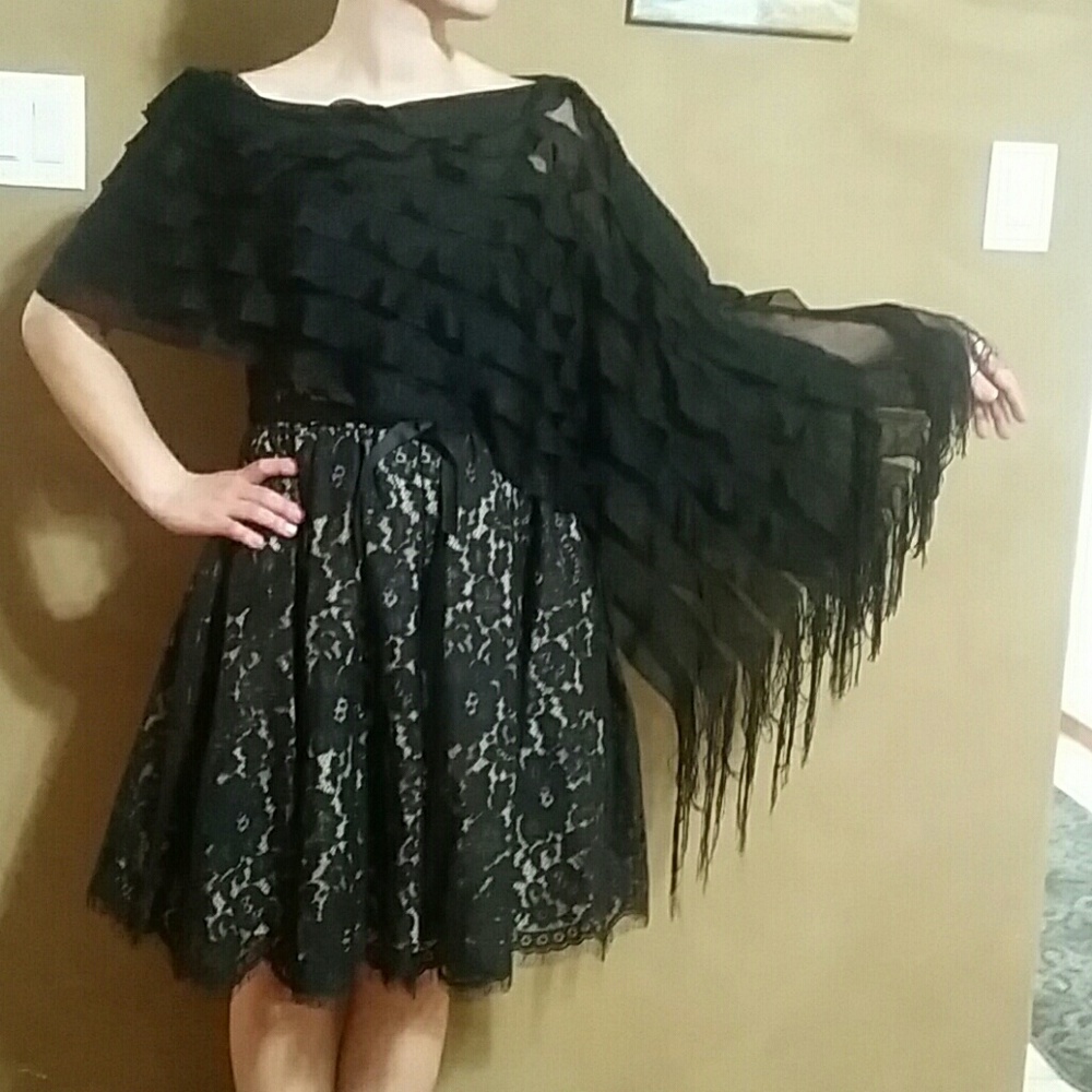 Black shawl